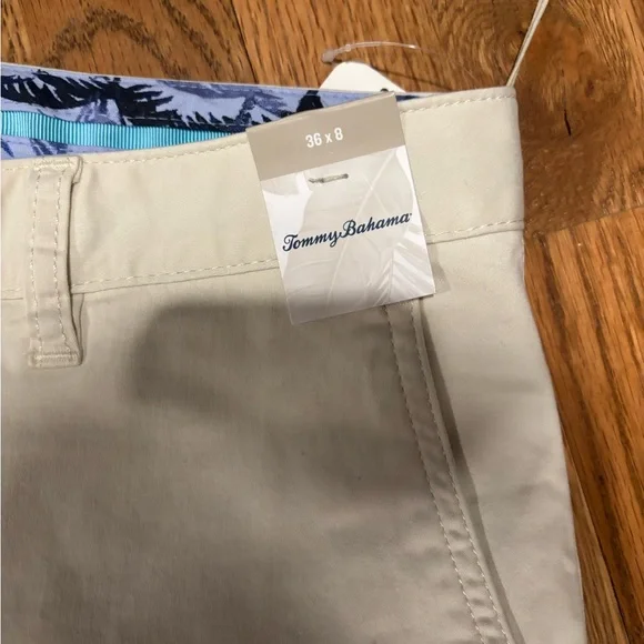 Tommy Bahama Men's Borcay Shorts - Picture 2 of 4